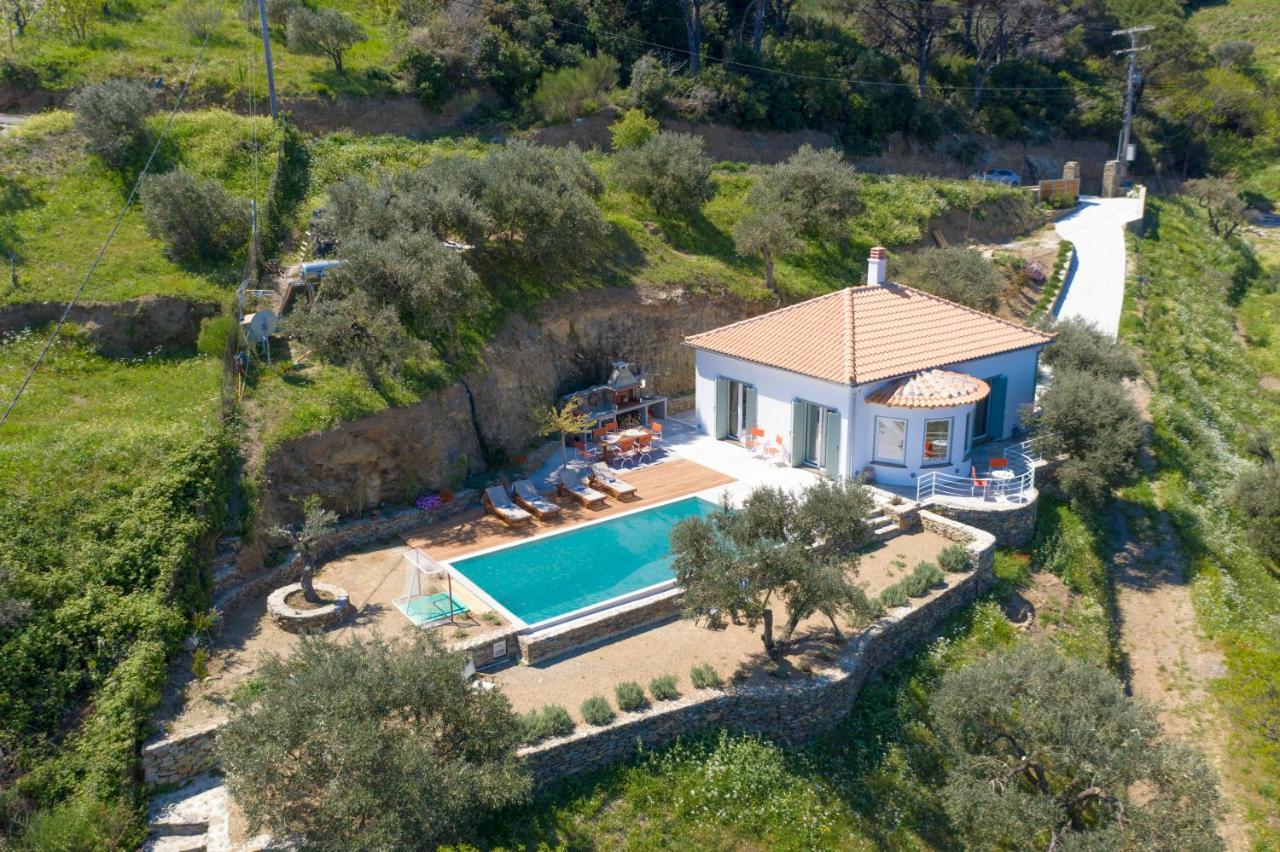 Avgi Villa Глоса Екстериор снимка