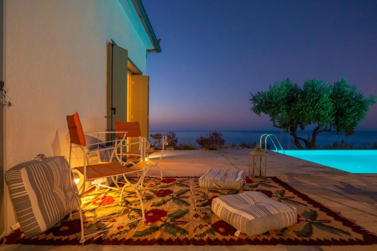 Avgi Villa Глоса Екстериор снимка