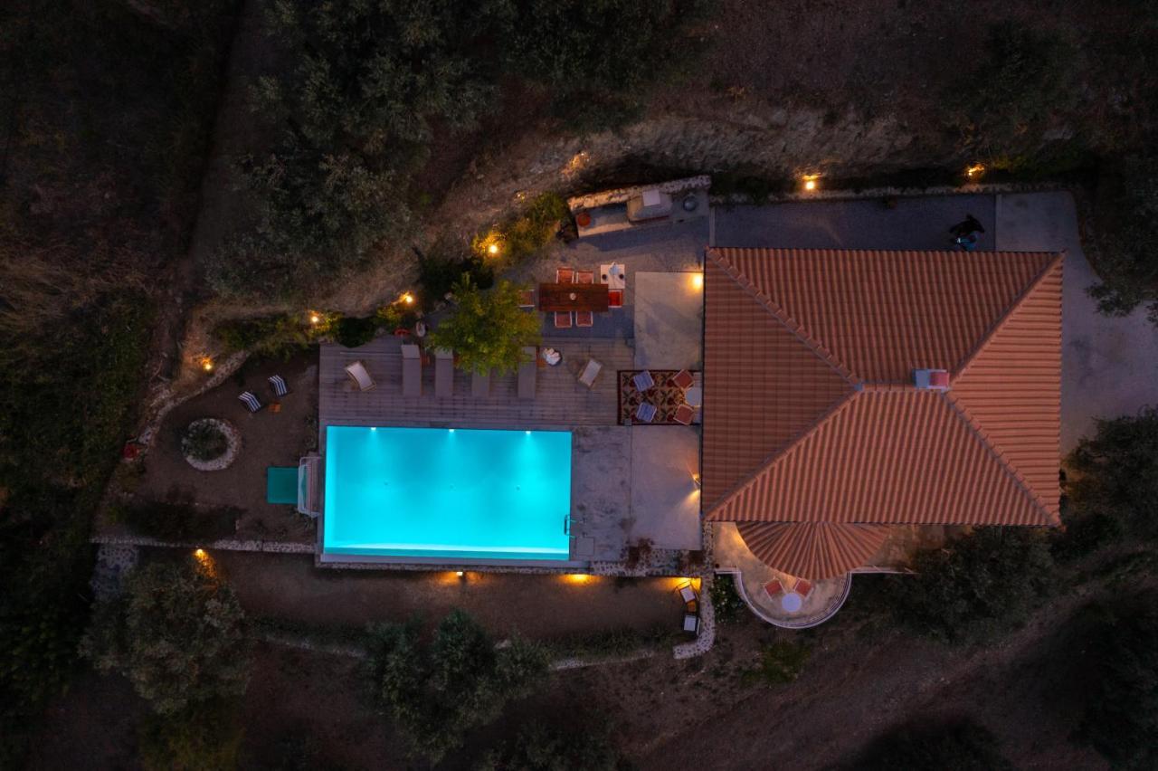 Avgi Villa Глоса Екстериор снимка