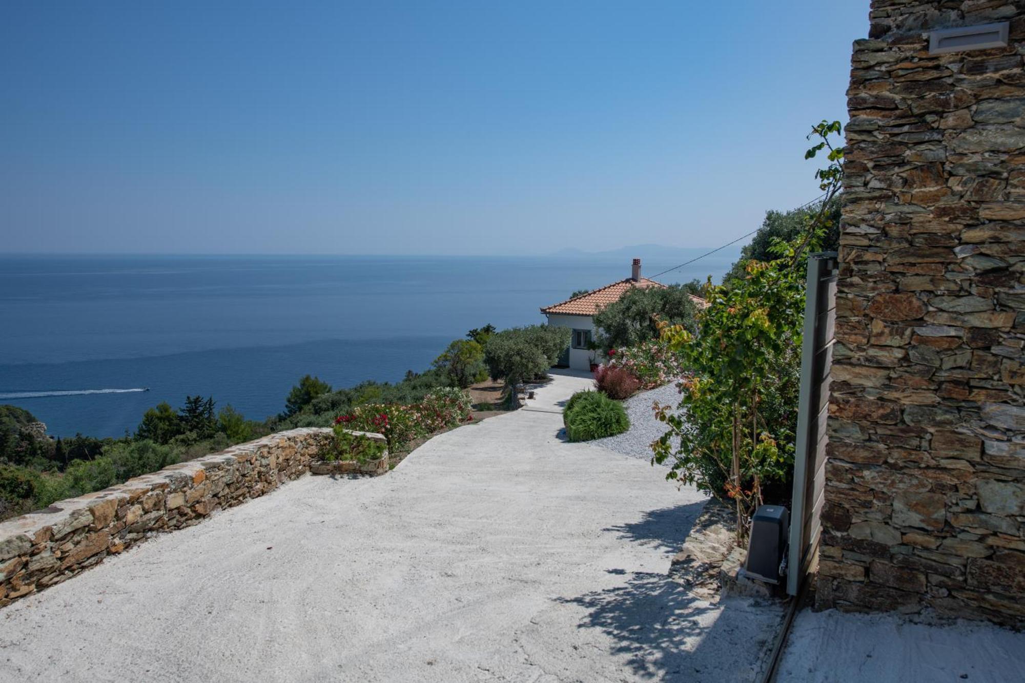 Avgi Villa Глоса Екстериор снимка